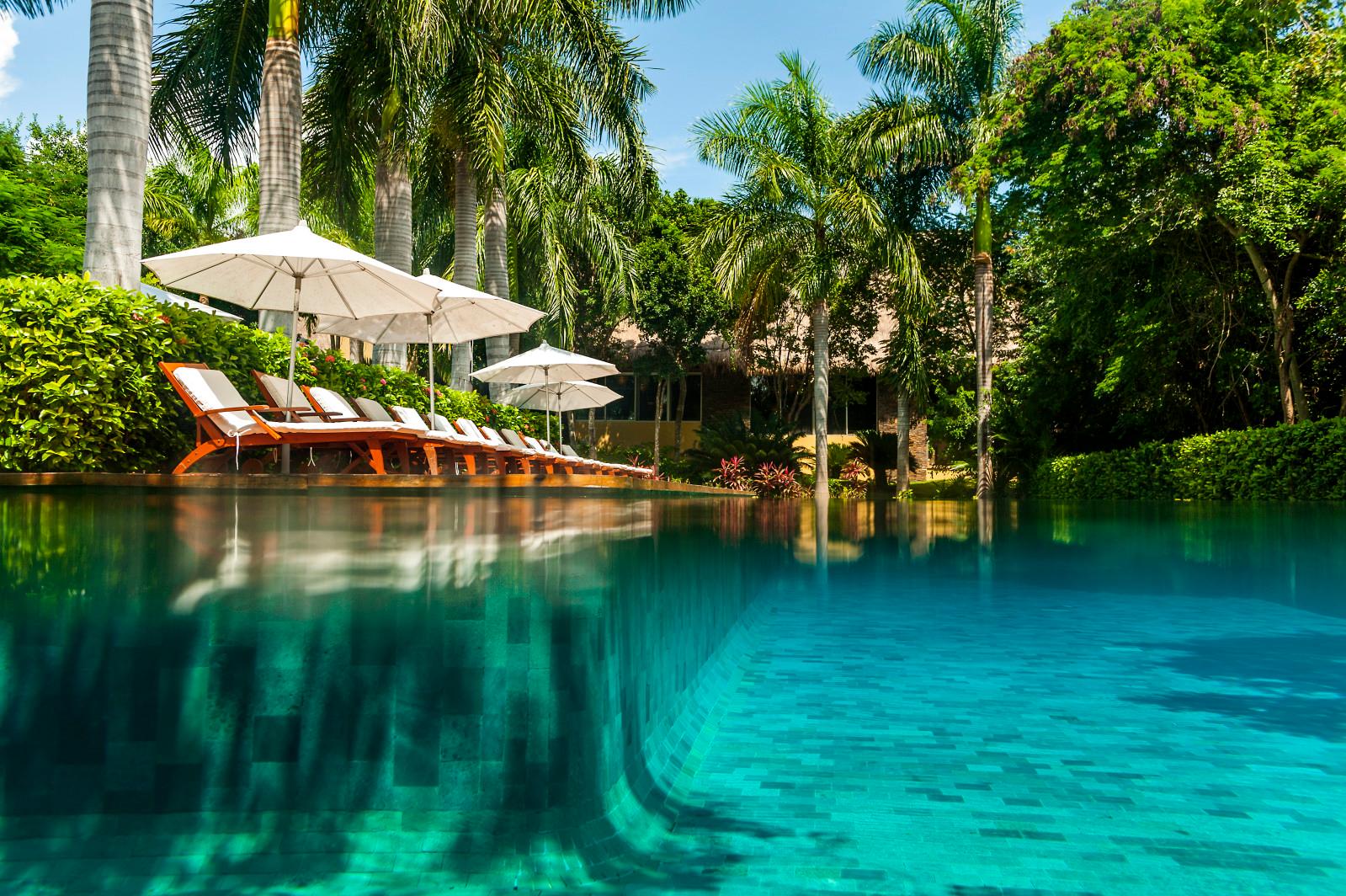 Everyone Can Enjoy Luxury & Relaxation at Grand Velas Riviera Maya background