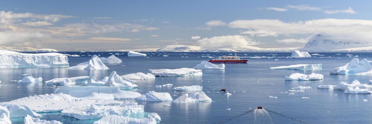 Save Up to 40% on Select 23/24 Antarctica