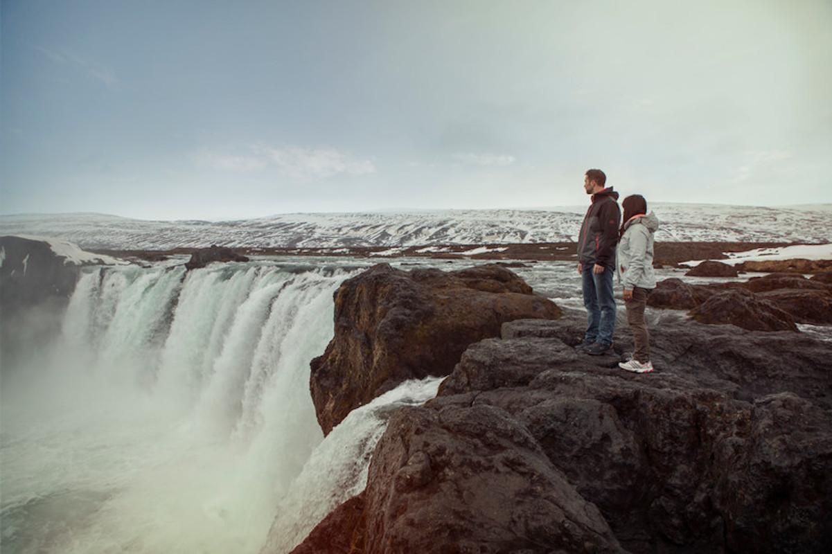 Experience the ultimate in Wellness with a 7-Day Iceland Adventure! - background banner